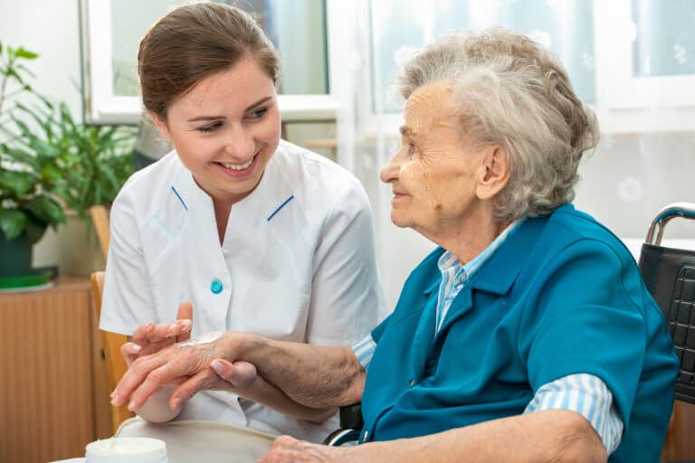 Personal care services helps aging seniors daily support for task that have become too difficult.